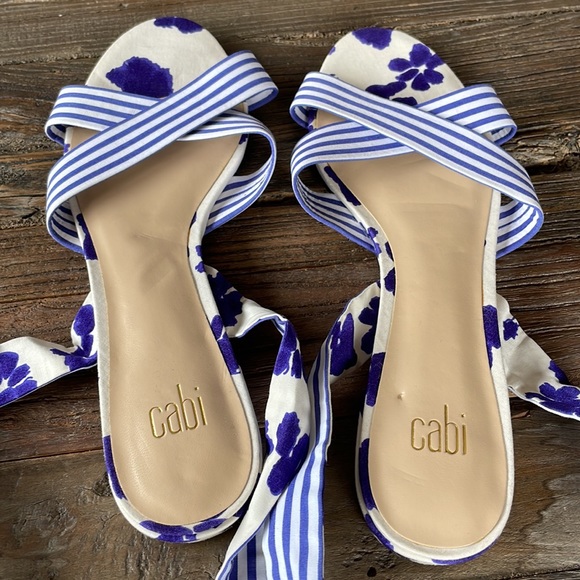 Cabi watercolor lace up flat sandals Size 8 NWOT - Picture 5 of 6